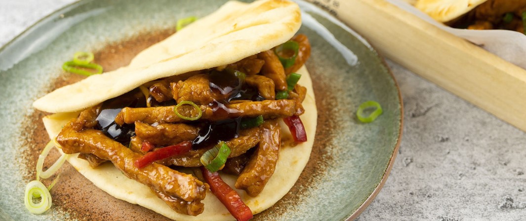 Broodje Roedjak met varkensreepjes