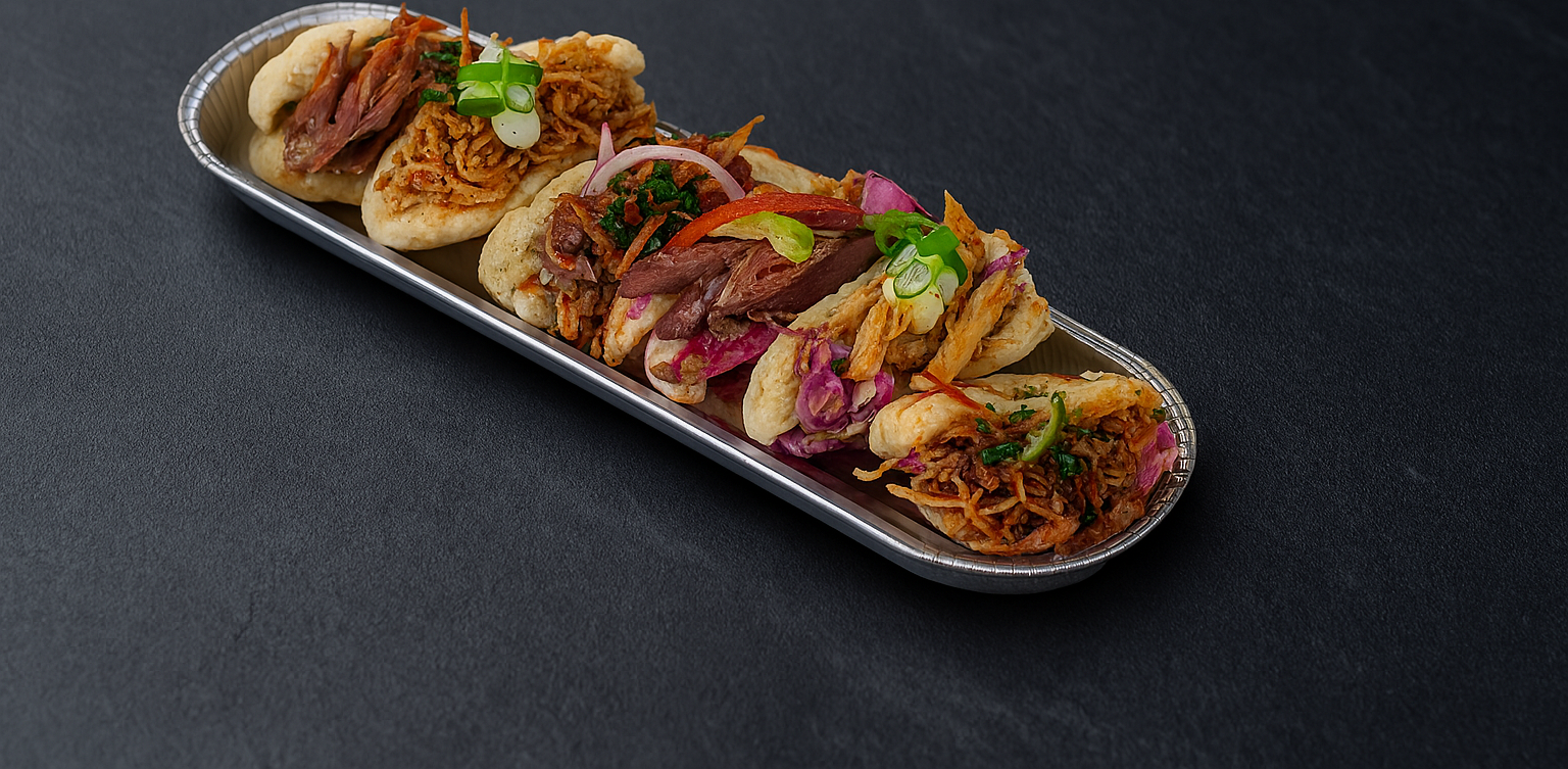 Mini naanta pockets bread met pulled chicken en pulled pork