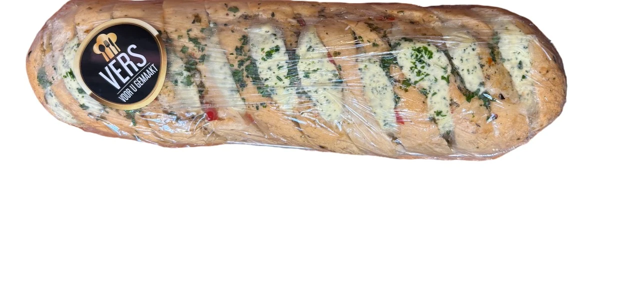 Gevuld stokbrood met bacon knoflook smeerkaas en peterselie